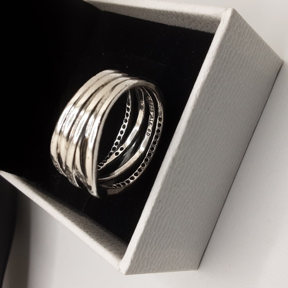 Authentic Pandora Sparkling and Polished Lines Ring - EUC - Picture 8 of 16